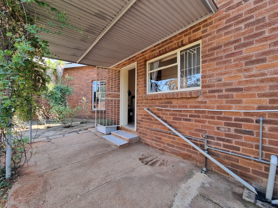 4 Bedroom Property for Sale in Barkly West Northern Cape